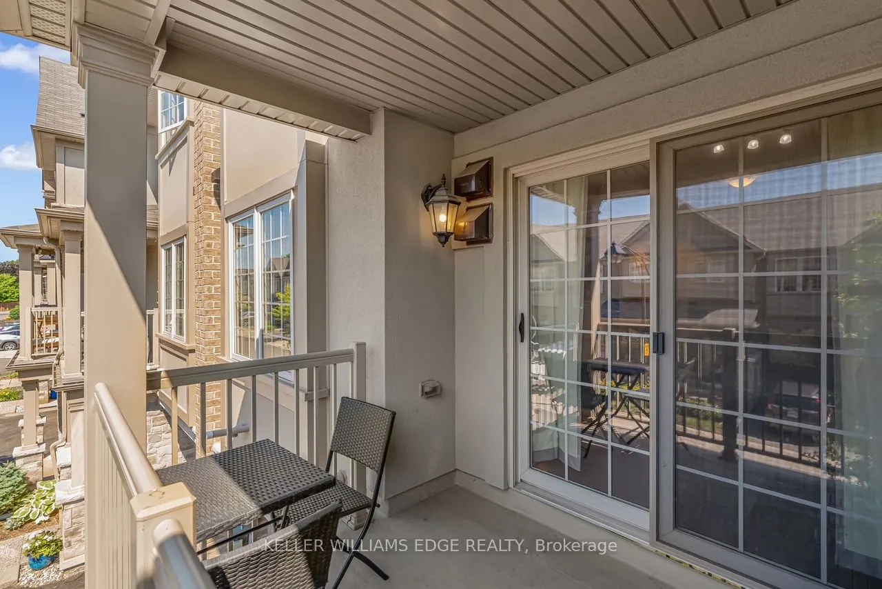 215 Dundas Street E, #27