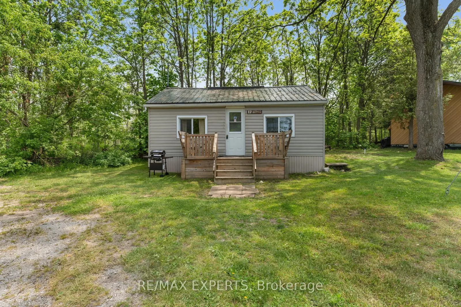 230-232 Lake Dalrymple Road, #17