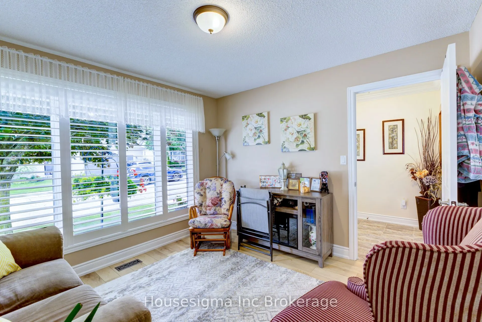 6 Brasher Drive