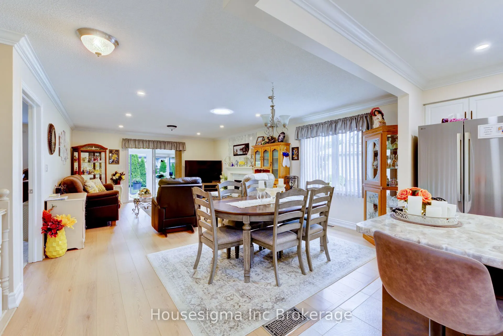 6 Brasher Drive