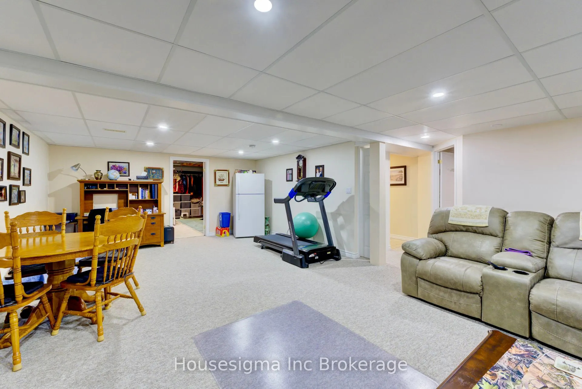 6 Brasher Drive