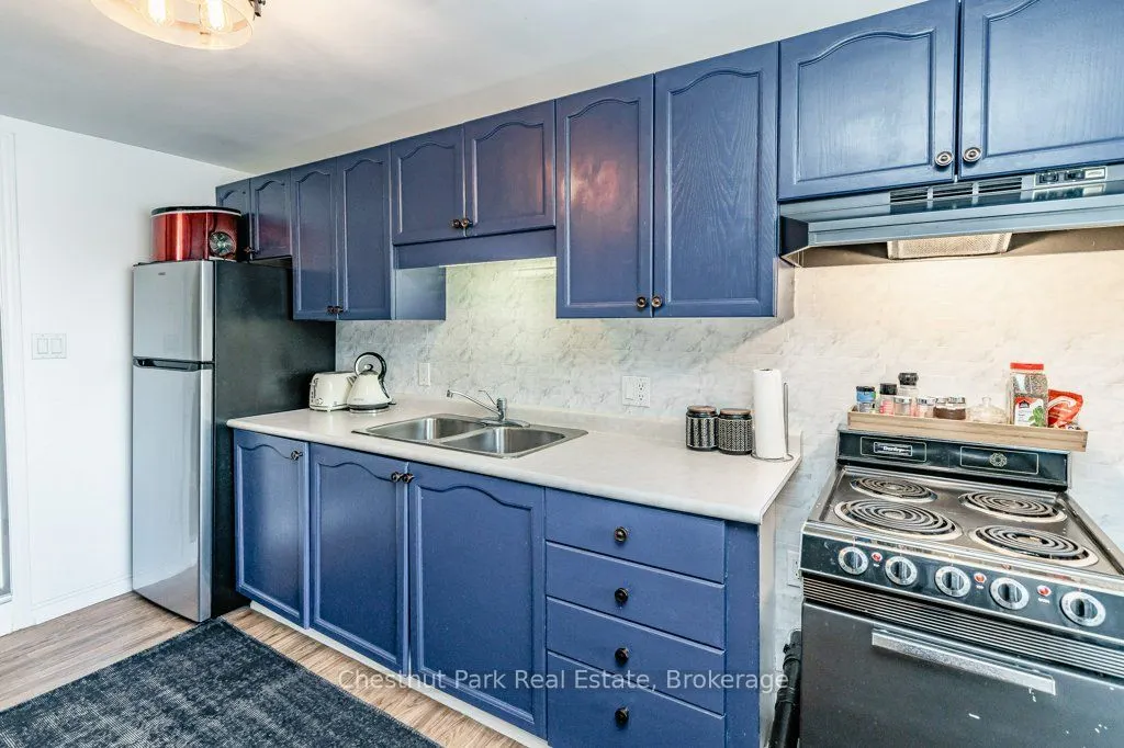 1140 Cowan Park Road, #8