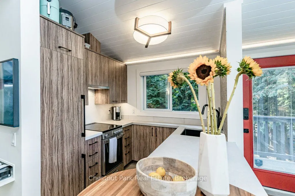 1140 Cowan Park Road, #8