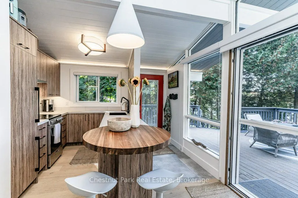 1140 Cowan Park Road, #8