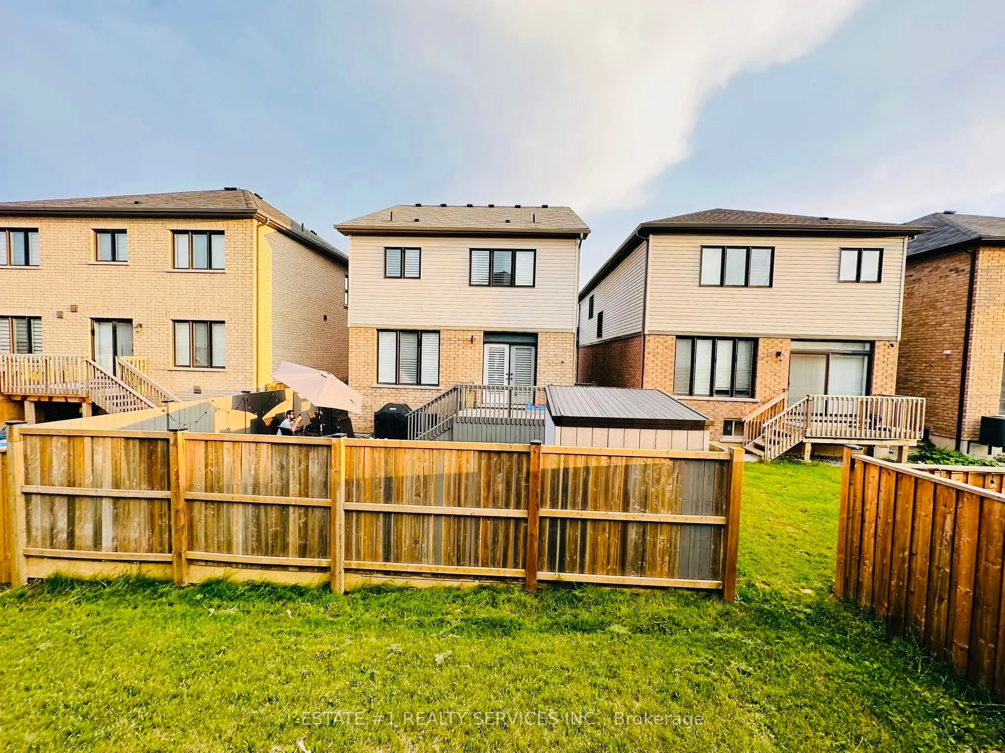 16 Pagebrook Crescent