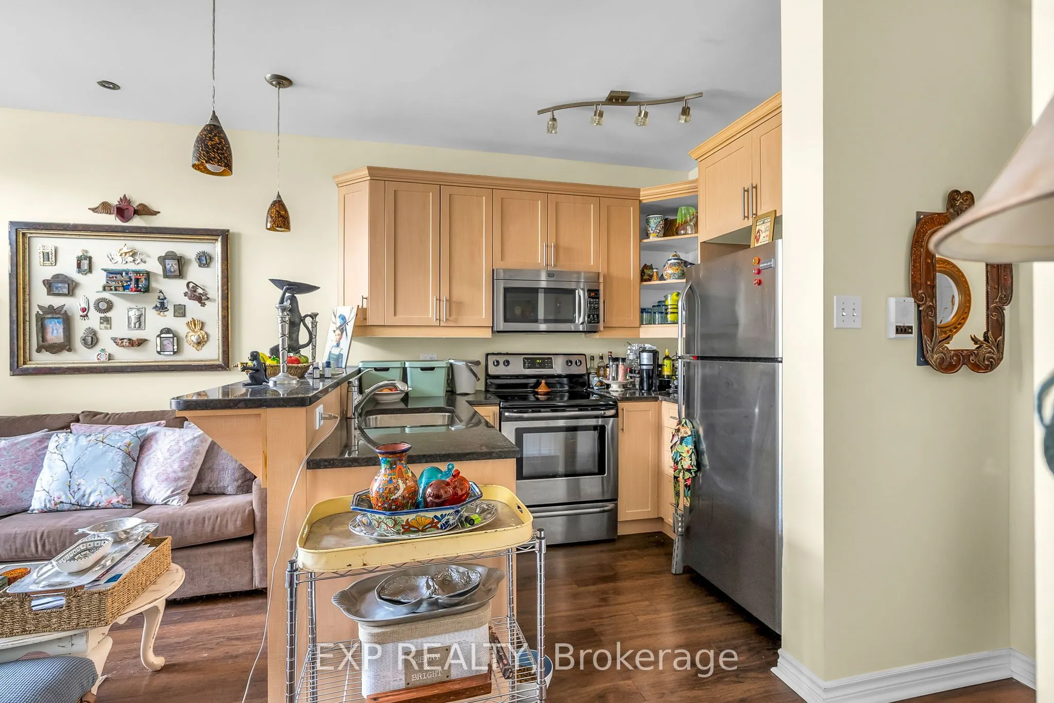 412 Fifth Street E, #202