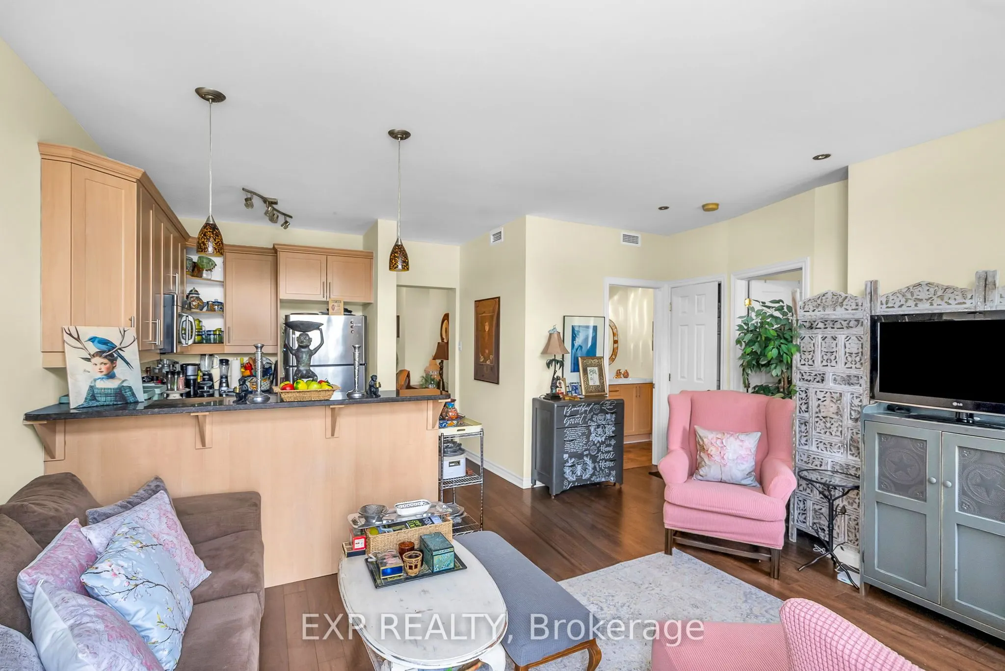 412 Fifth Street E, #202