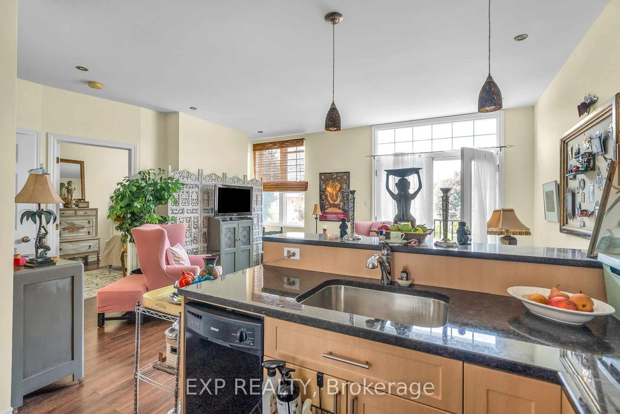 412 Fifth Street E, #202