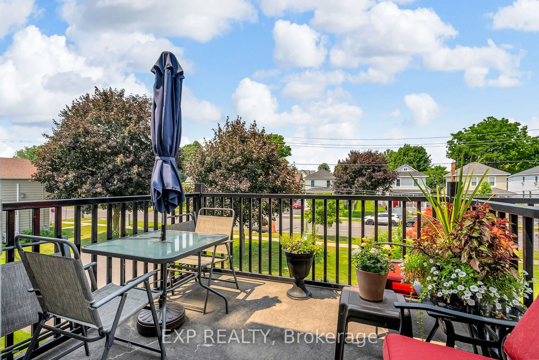 412 Fifth Street E, #202