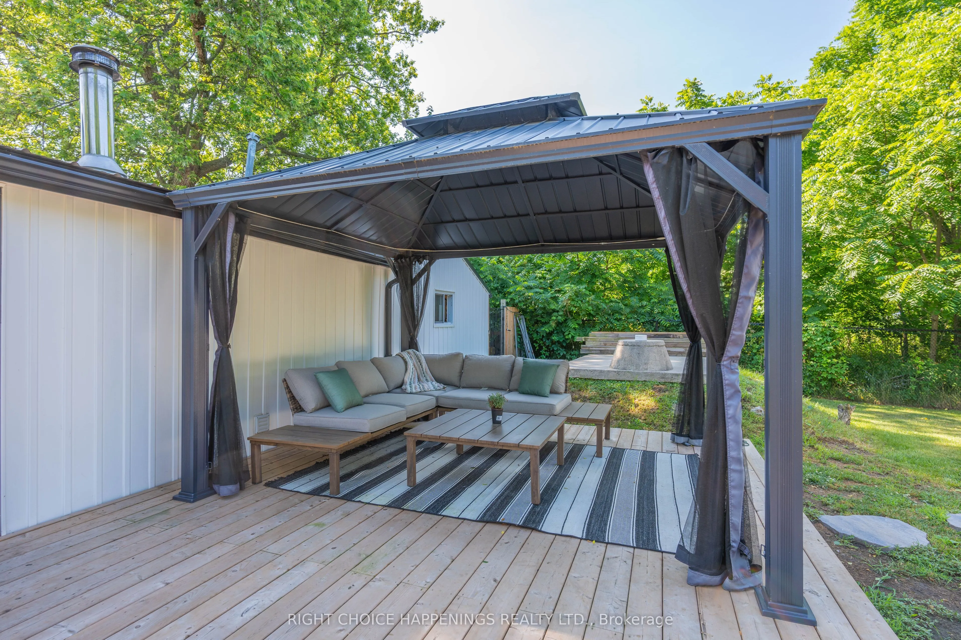 1368 Lorraine Road