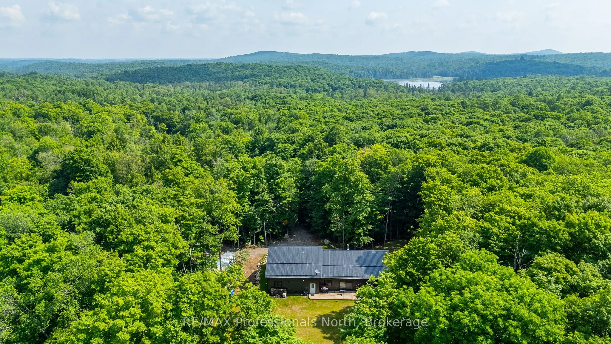 2430 Hadlington Road