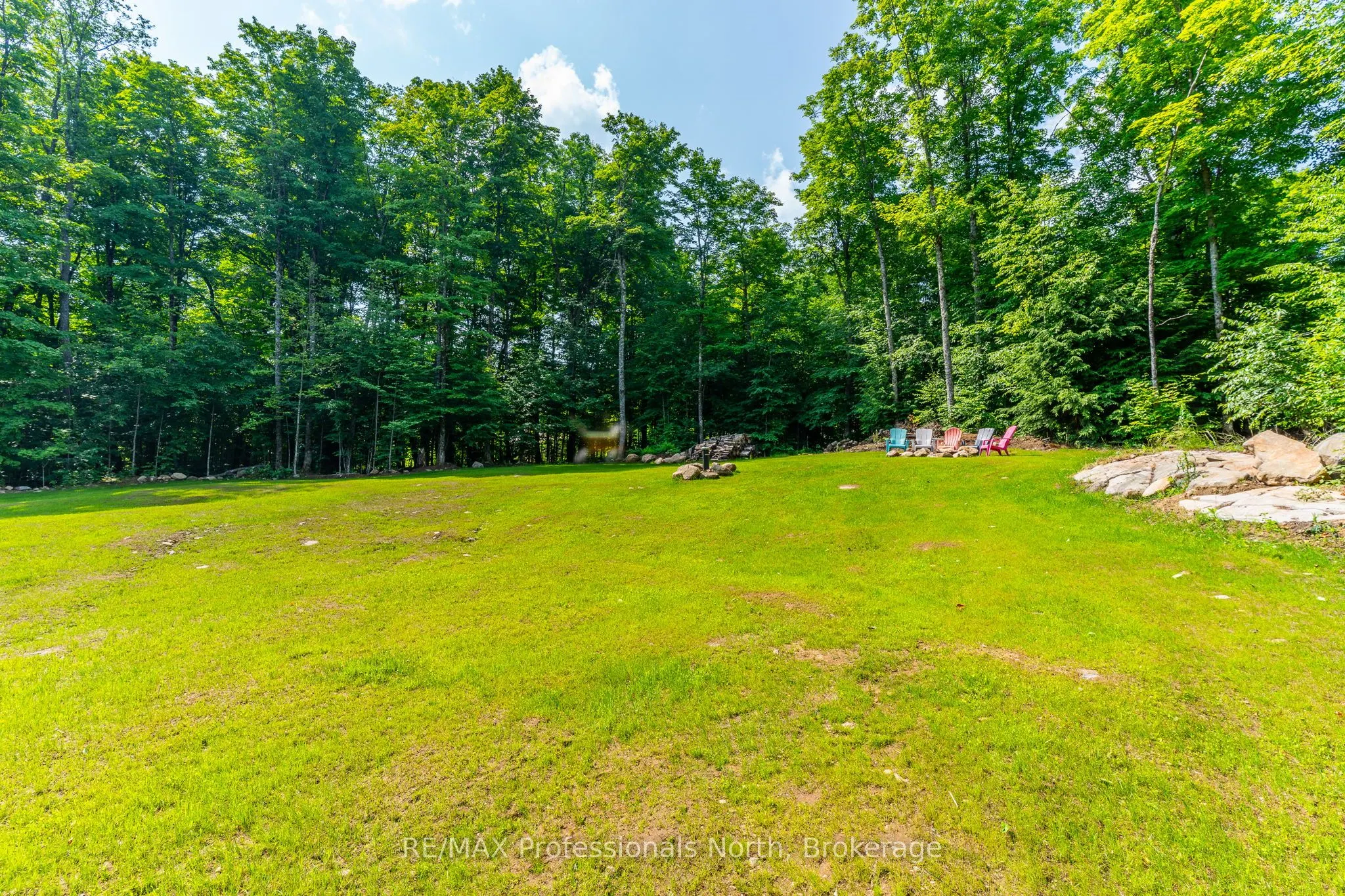 2430 Hadlington Road