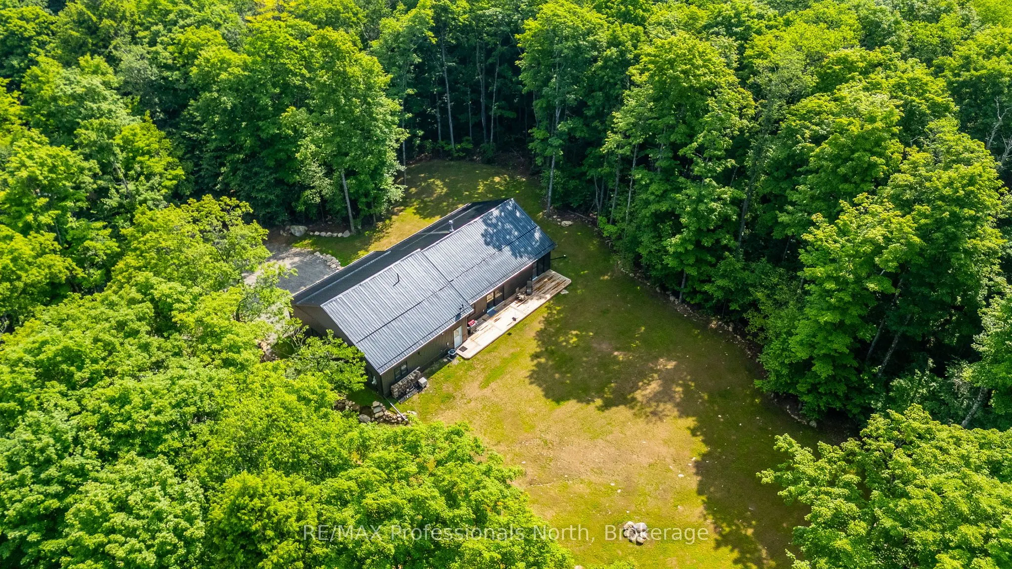 2430 Hadlington Road