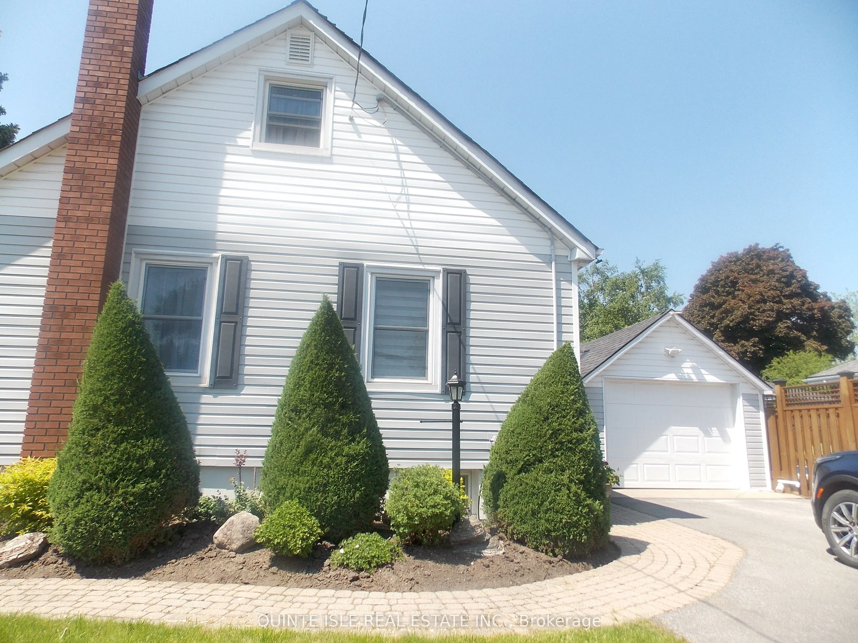 70 Donald Street E