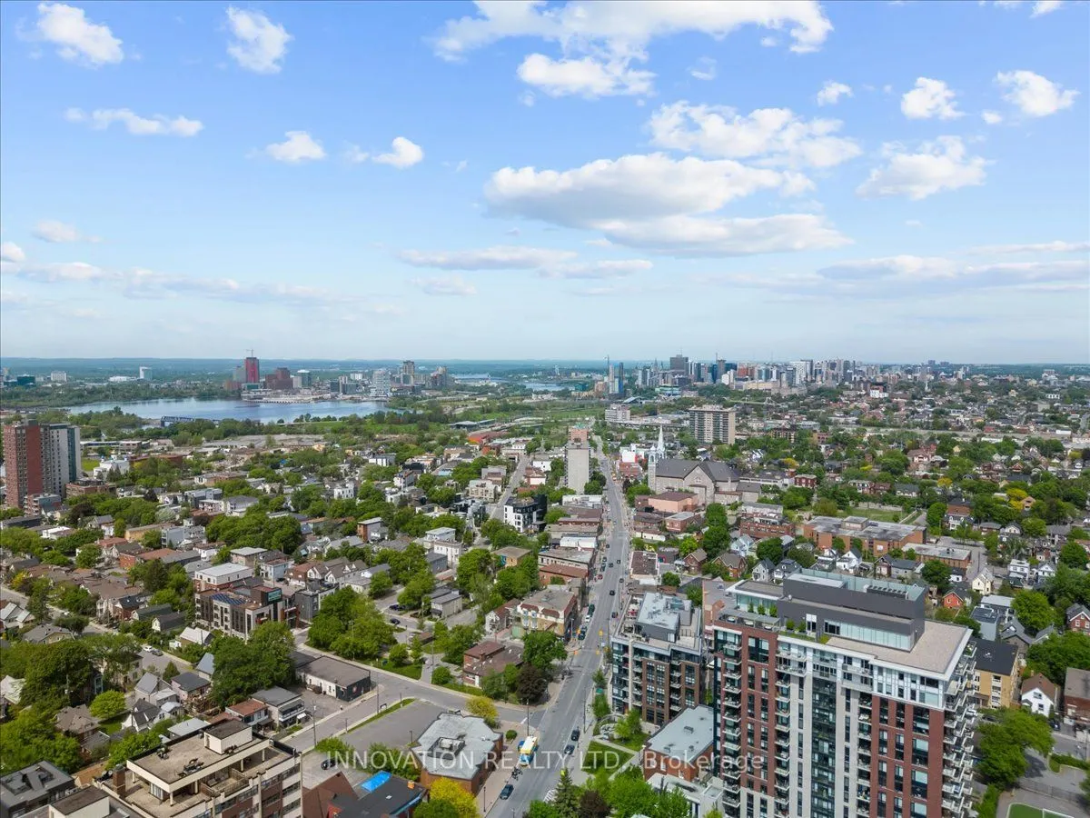 10 Rosemount Avenue W, #410