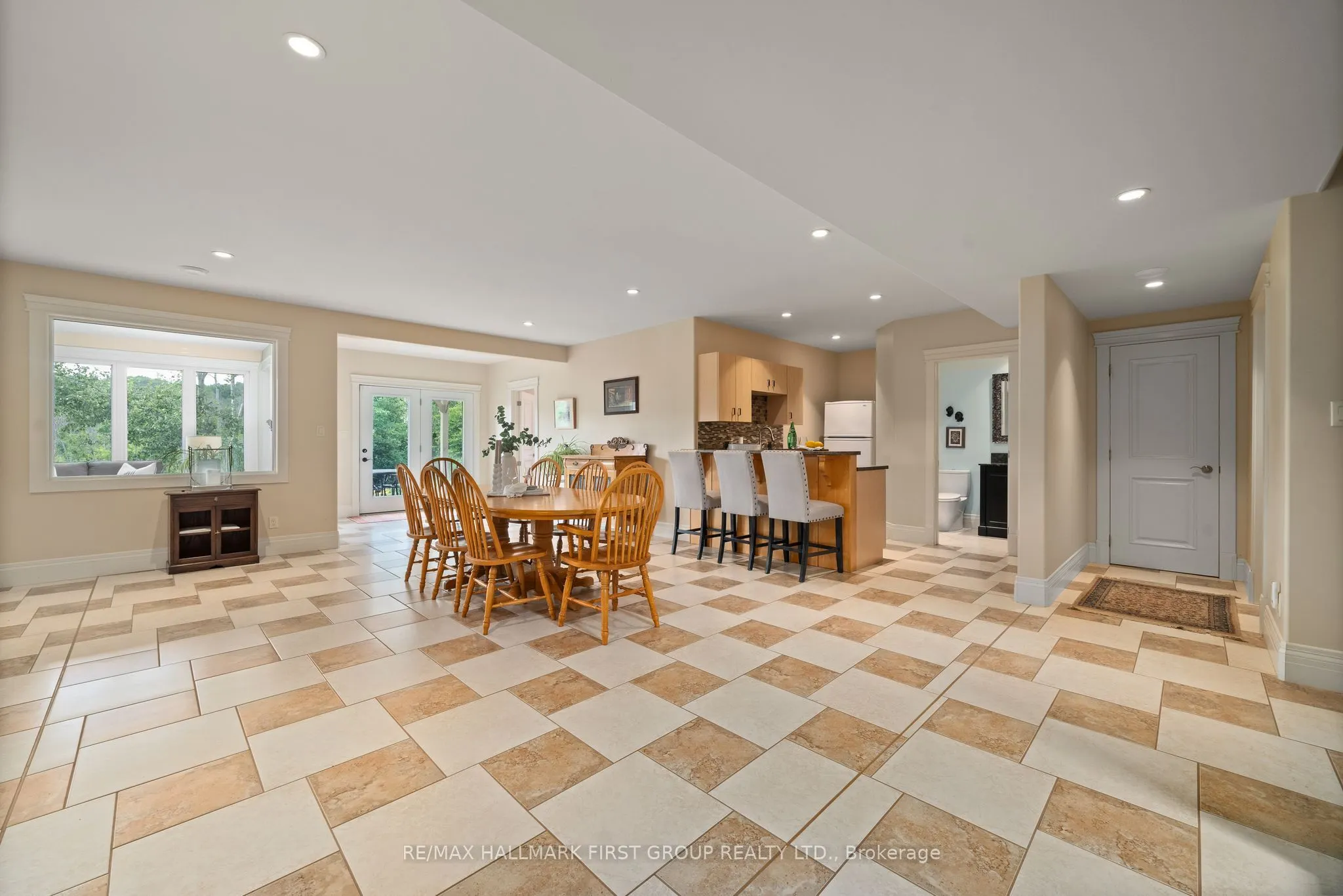 22 Rosslyn Drive