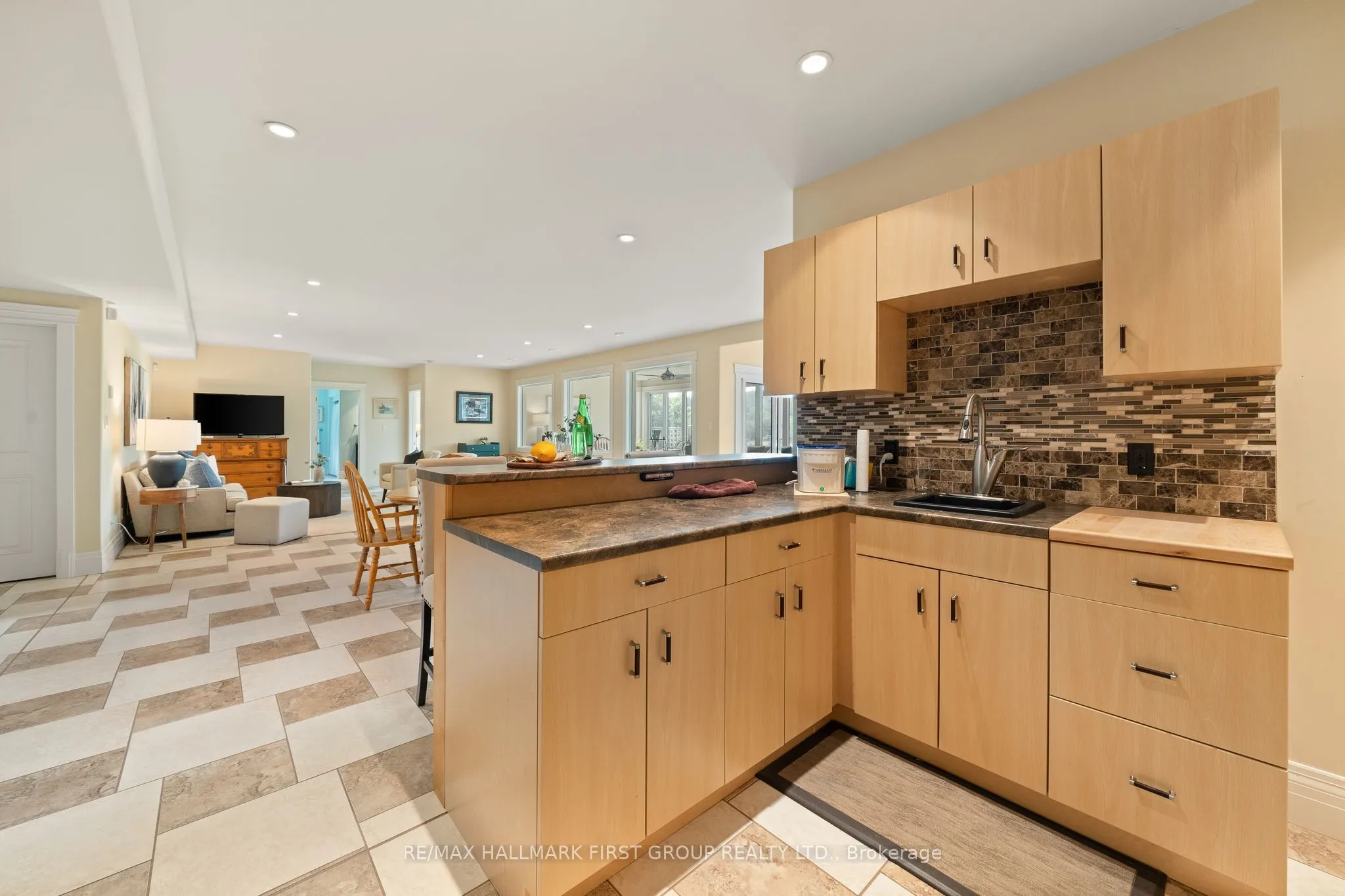 22 Rosslyn Drive