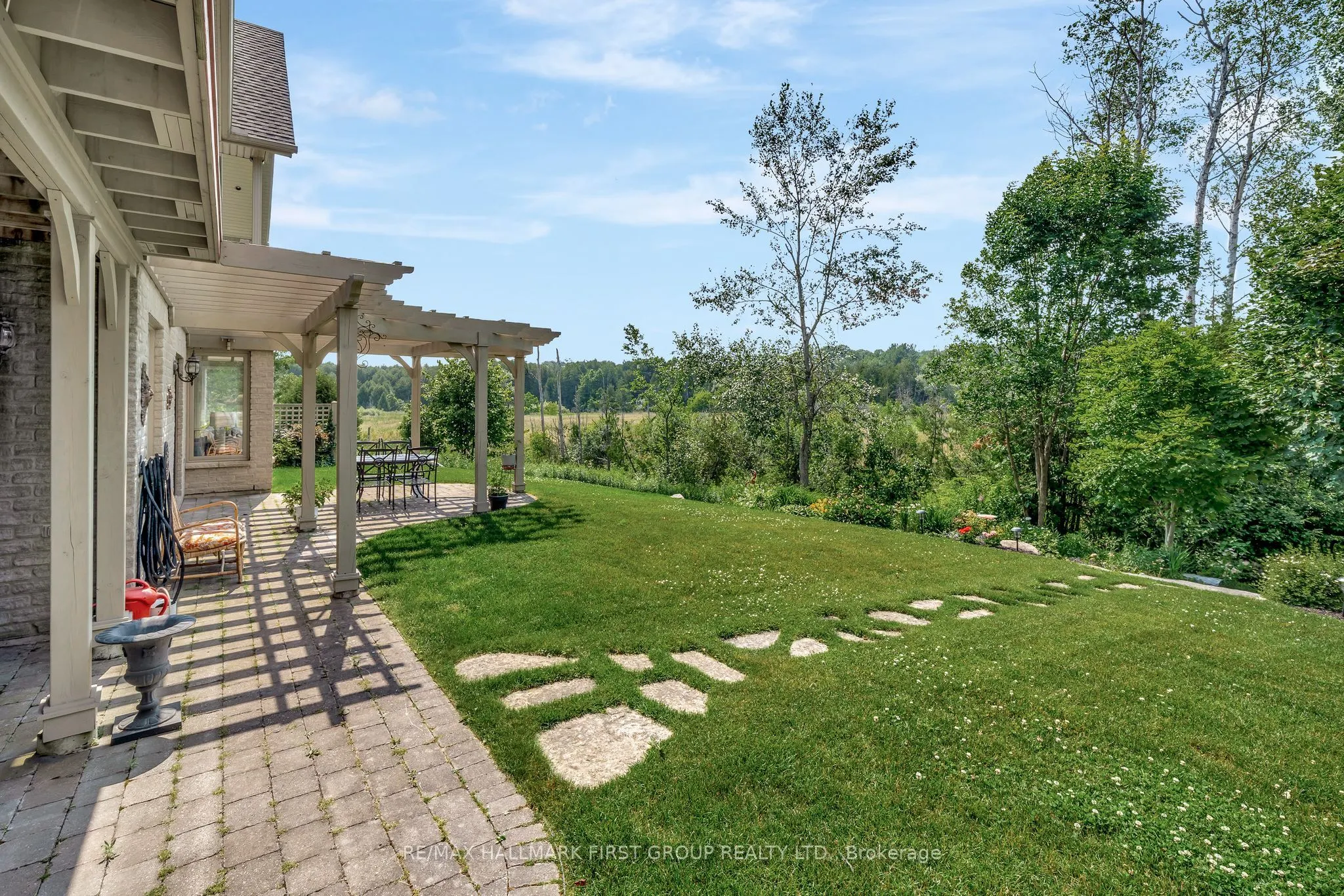 22 Rosslyn Drive