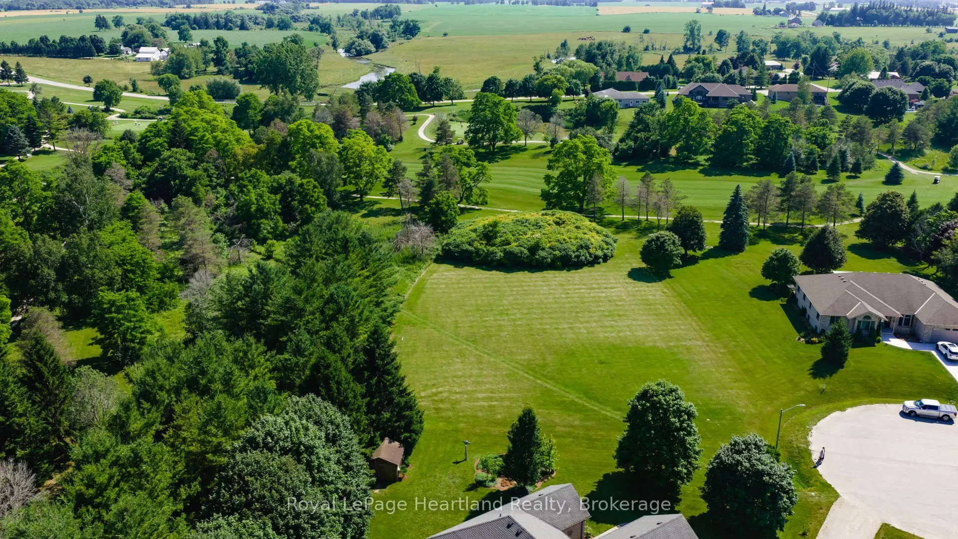 2 Fairway Road