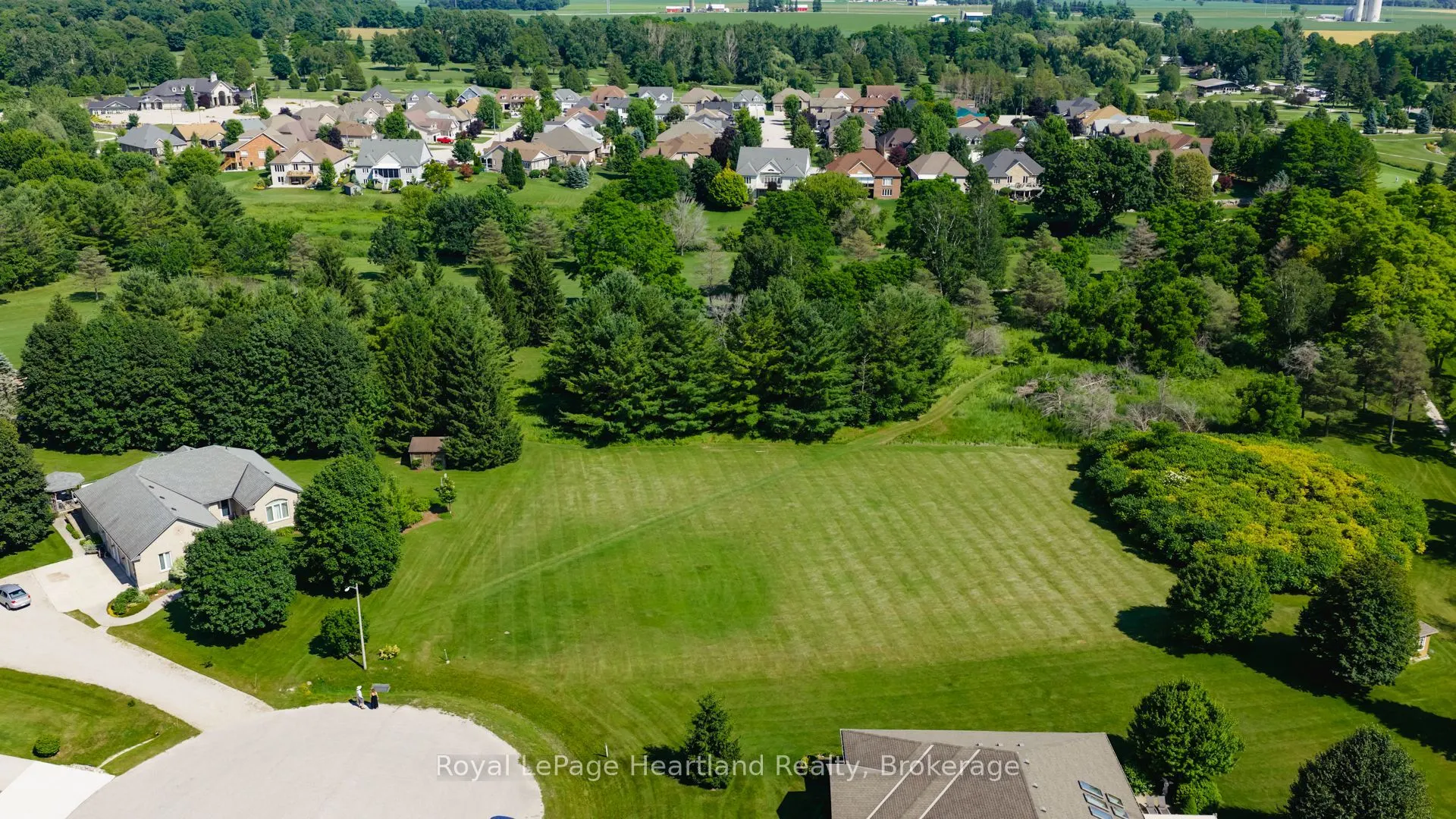 2 Fairway Road