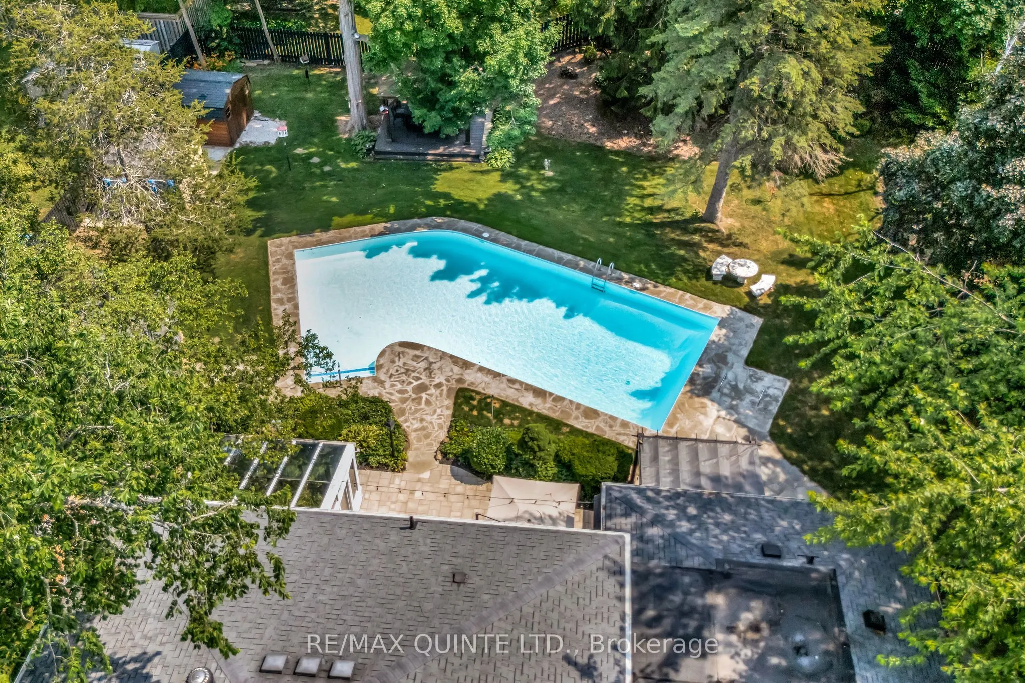 22 Forest Hill Crescent