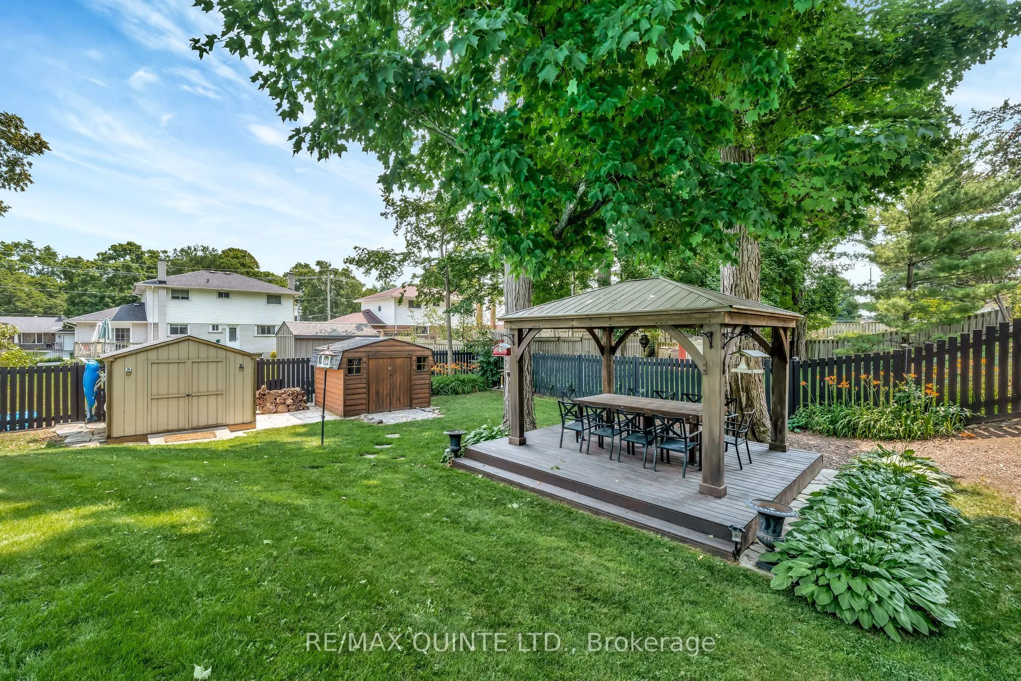 22 Forest Hill Crescent