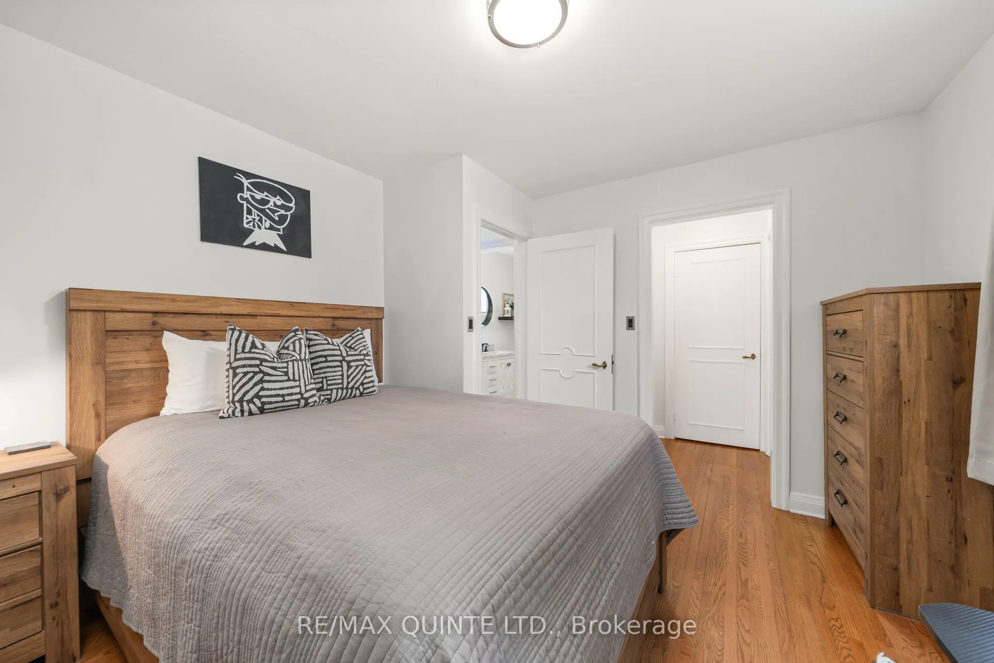 22 Forest Hill Crescent