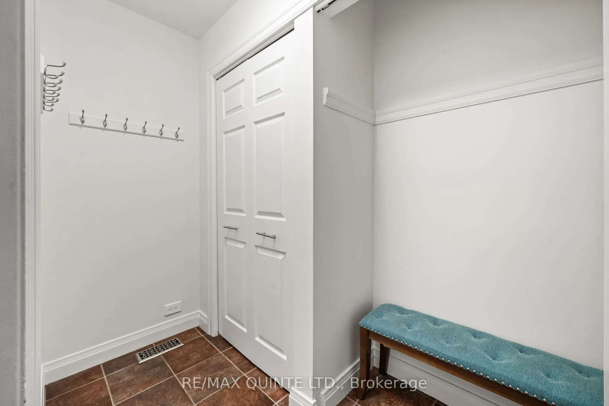 22 Forest Hill Crescent