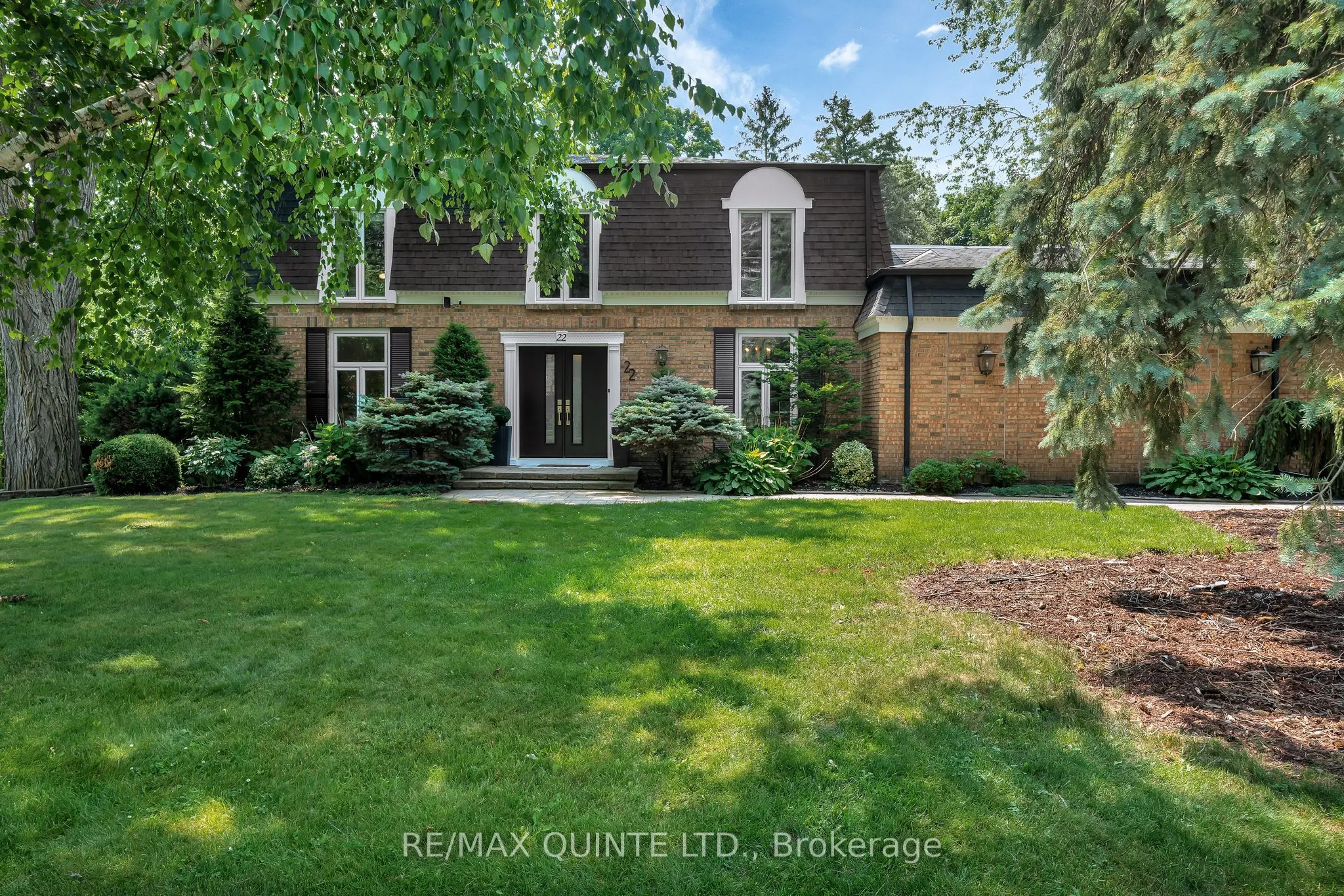22 Forest Hill Crescent