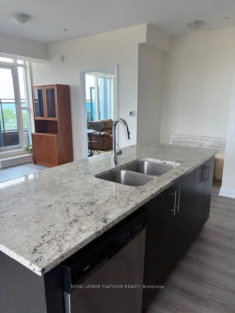 16 concord Place, #511