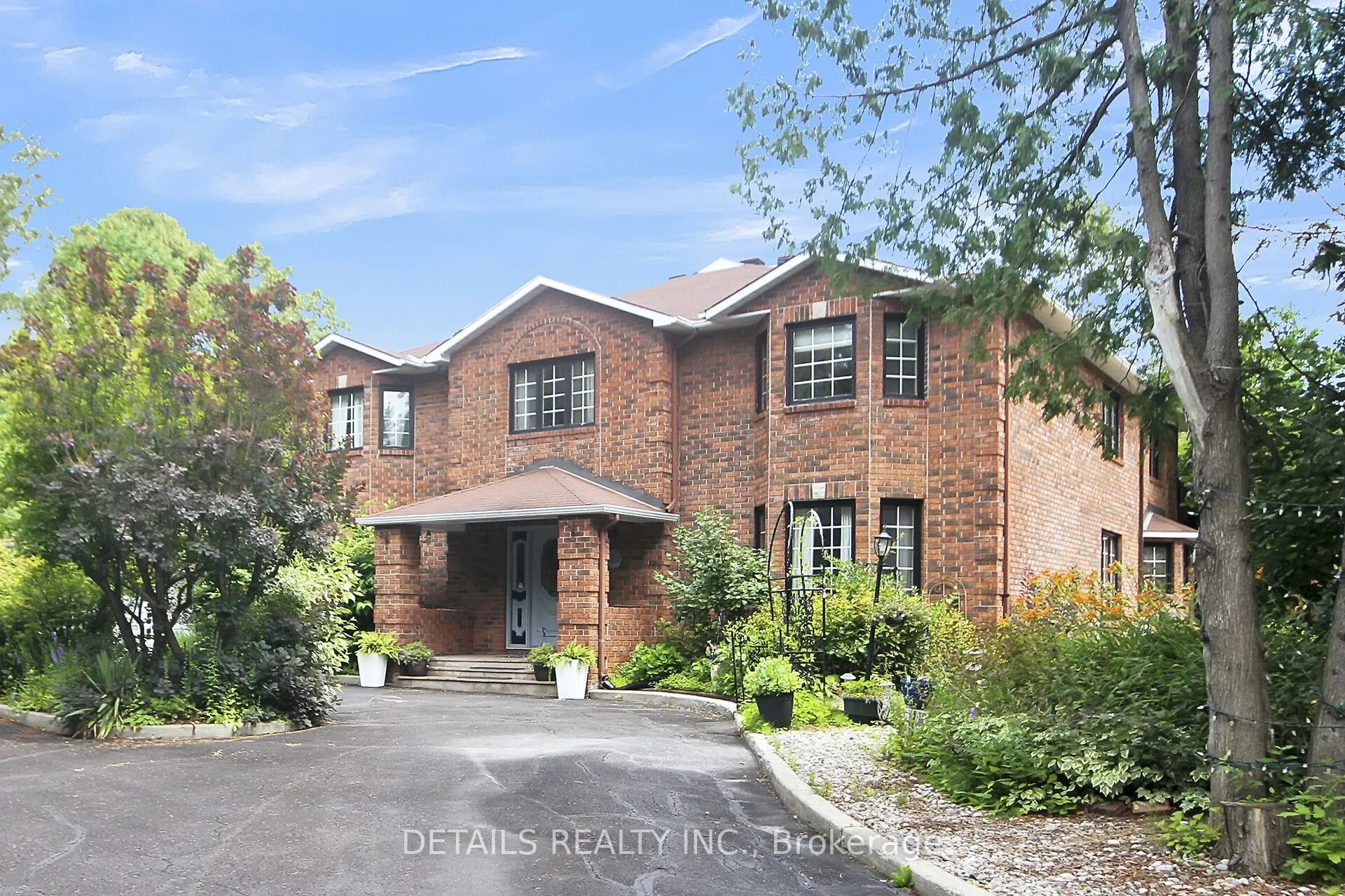 1341 Shylo Crescent