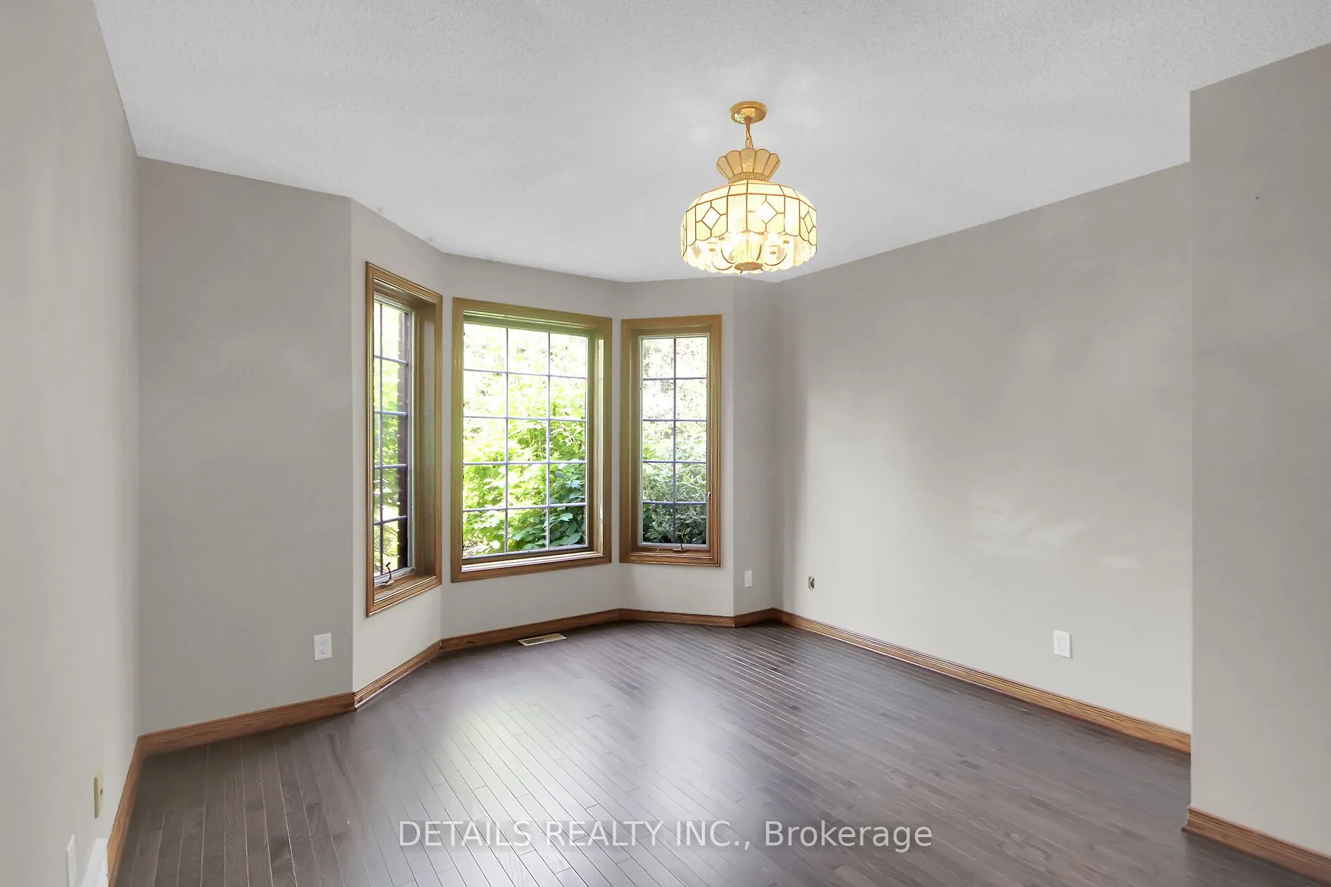 1341 Shylo Crescent