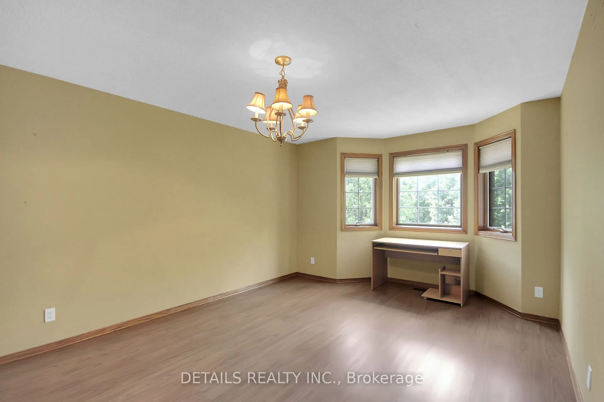 1341 Shylo Crescent