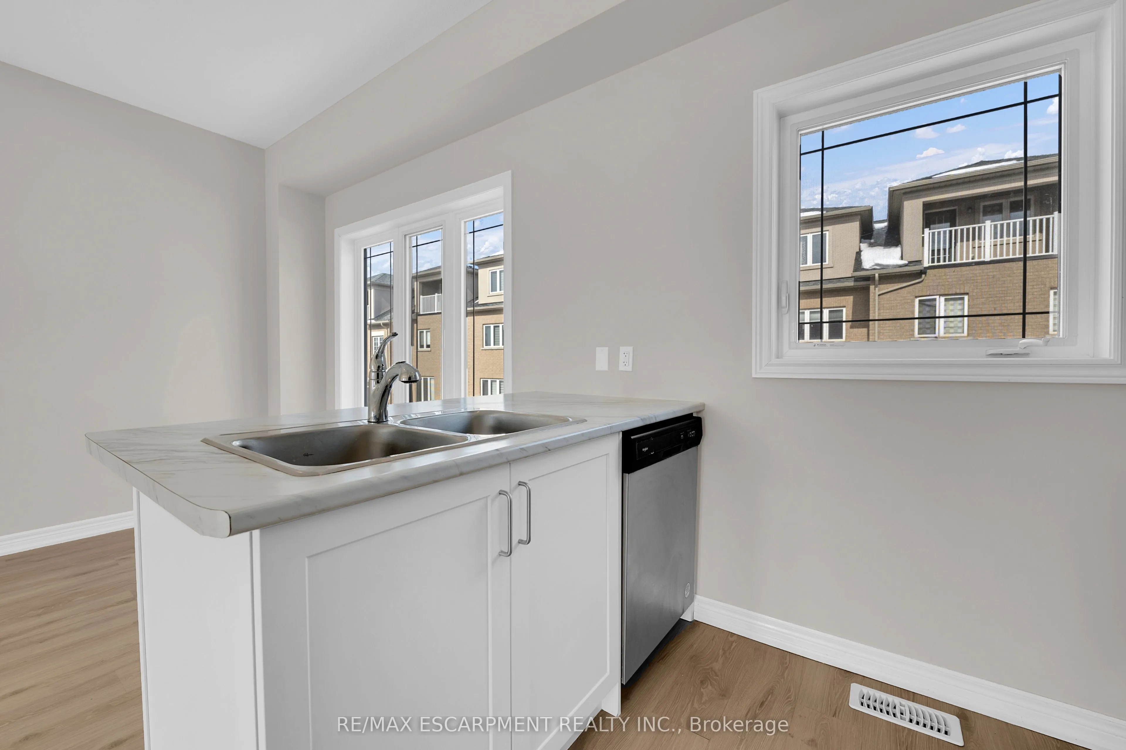 19 Picardy Drive, #6