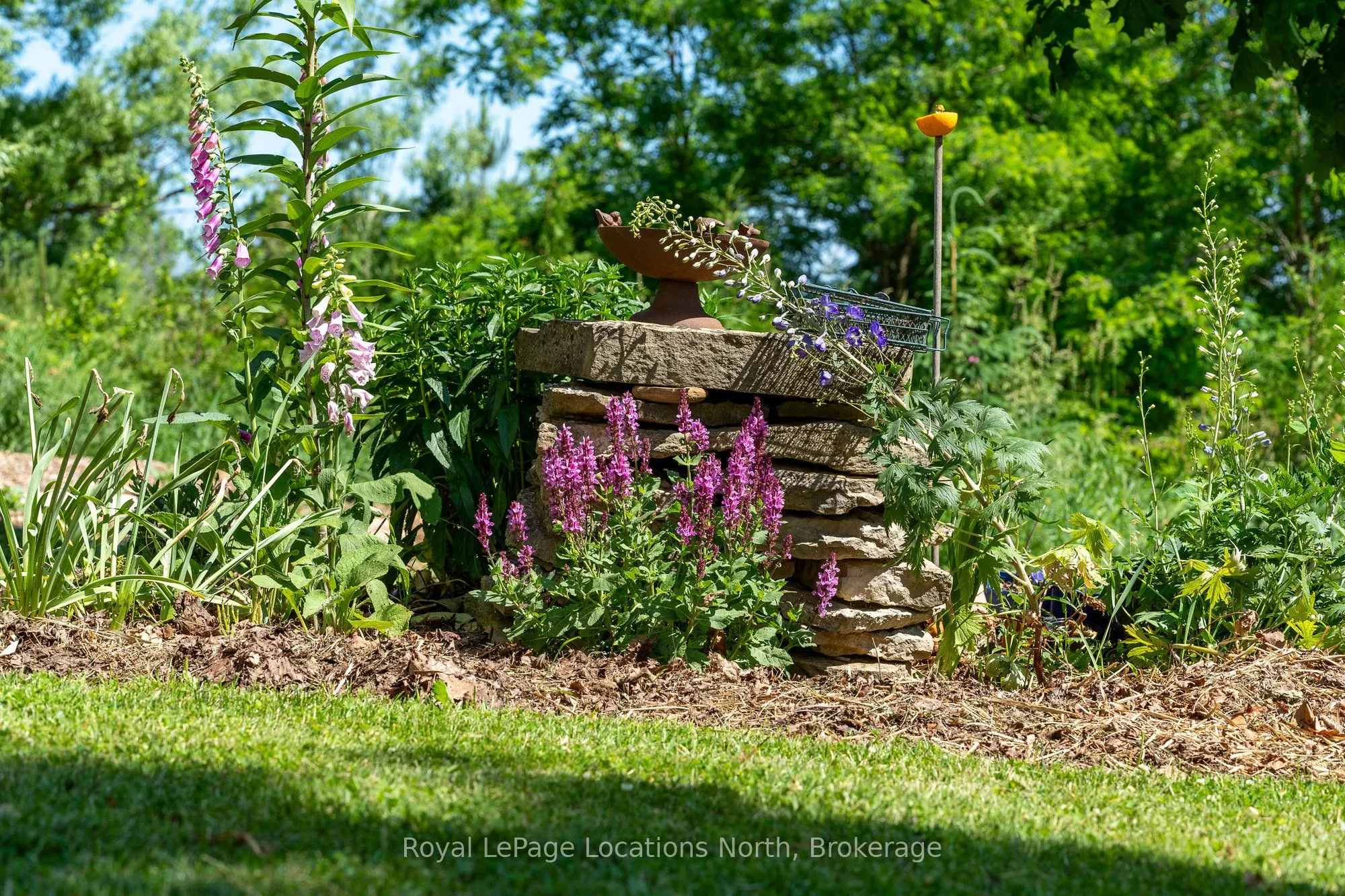 138237 GREY ROAD 112 Road