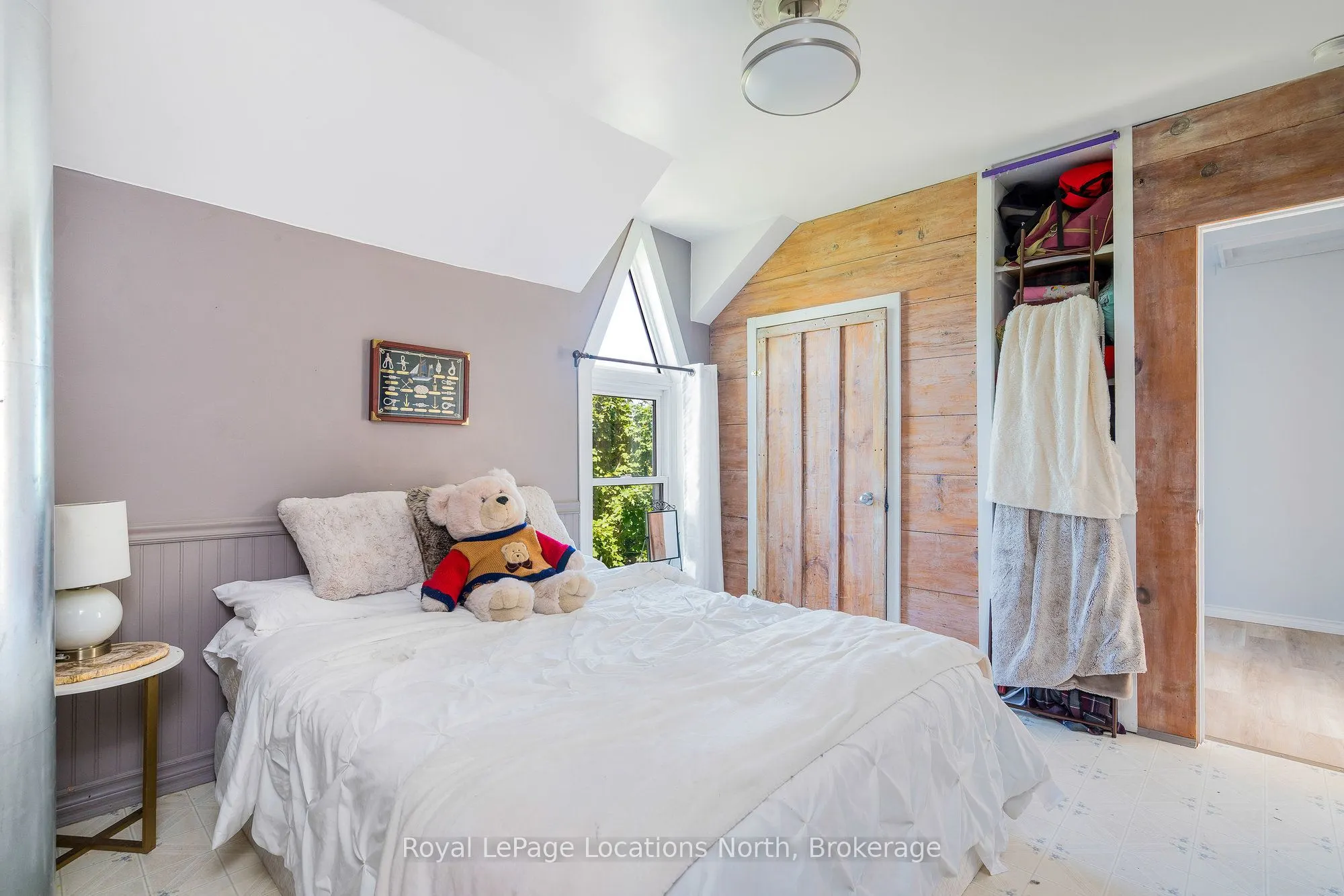 138237 GREY ROAD 112 Road