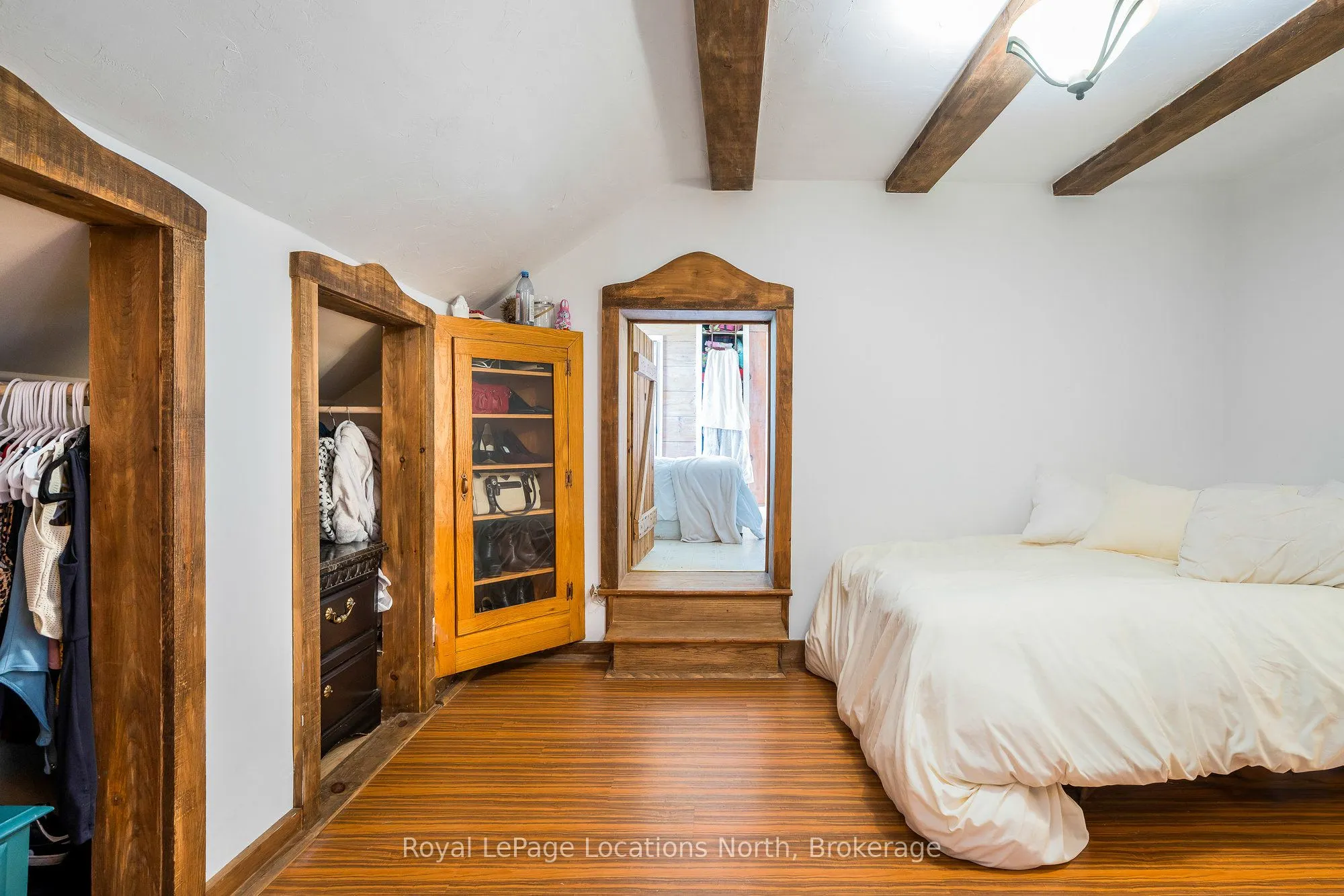 138237 GREY ROAD 112 Road
