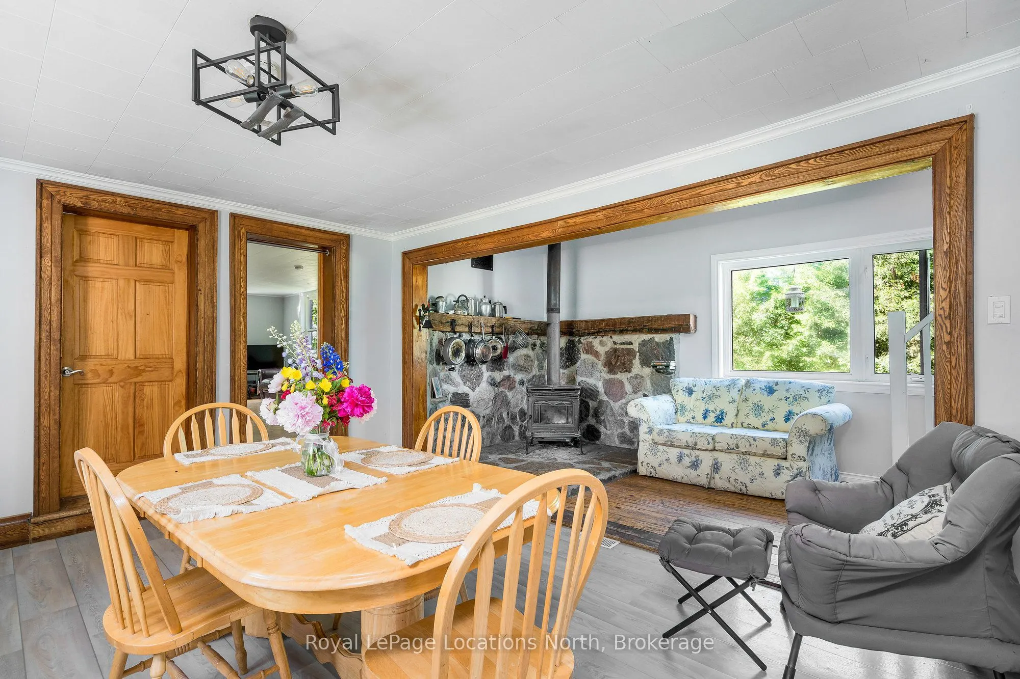 138237 GREY ROAD 112 Road