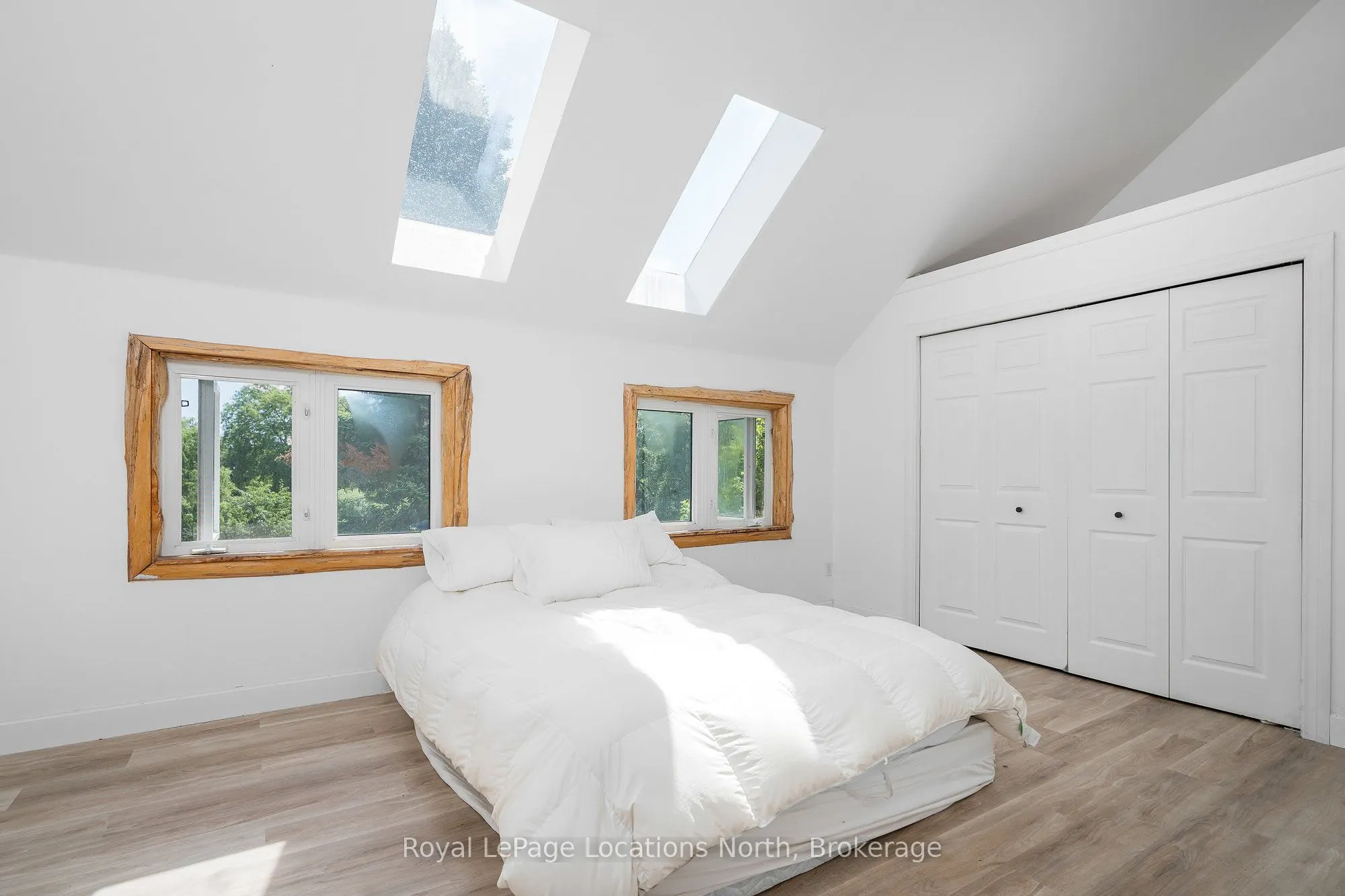 138237 GREY ROAD 112 Road