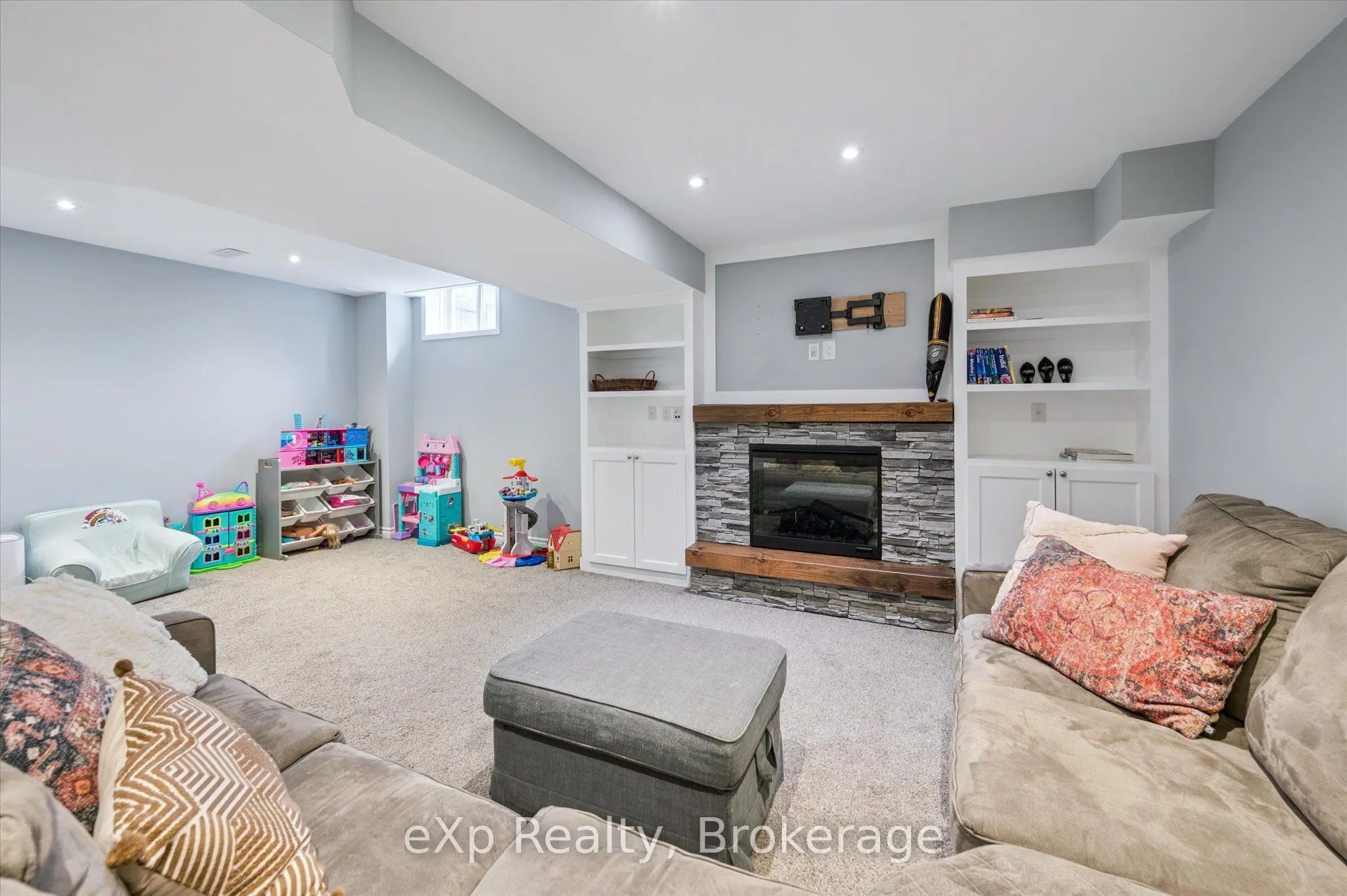 17 Goodall Court