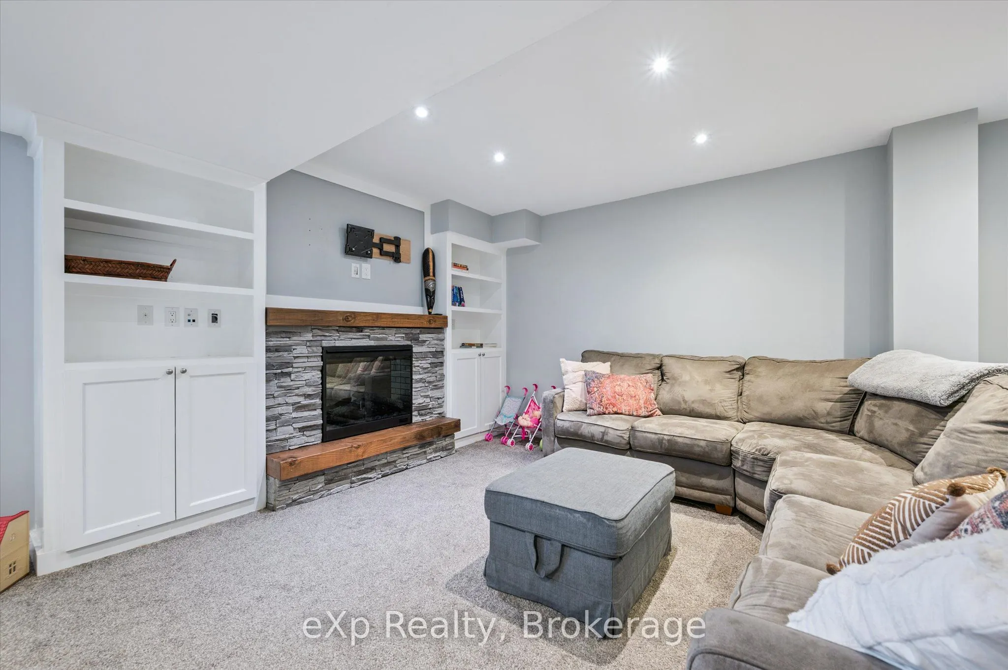 17 Goodall Court