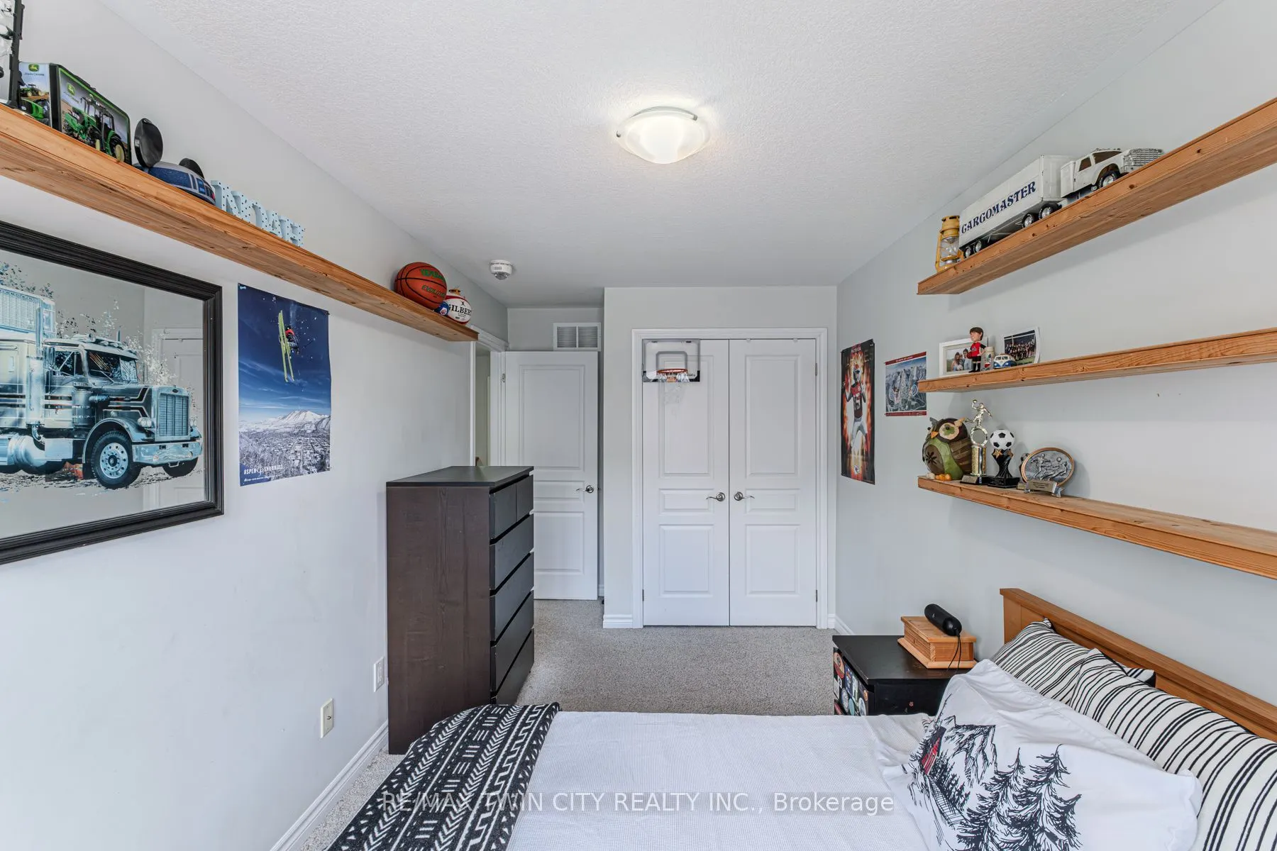 80 Willow Street, #53