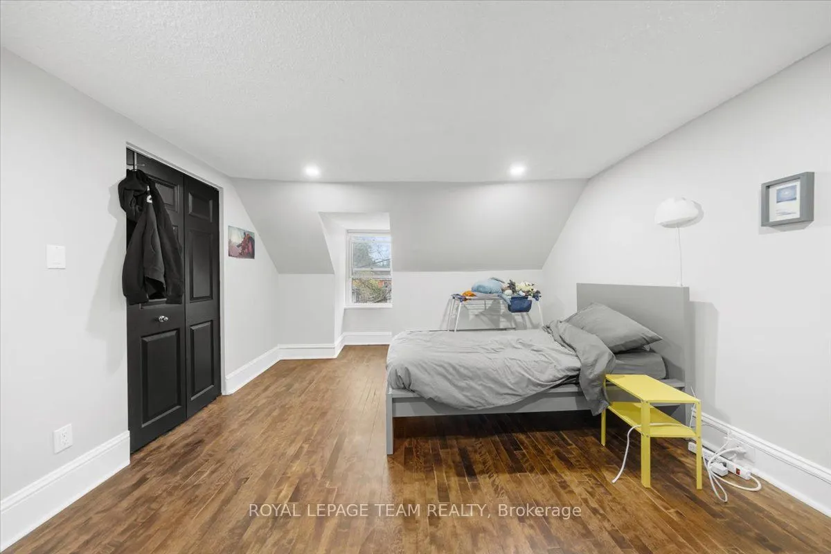 385 Daly Avenue