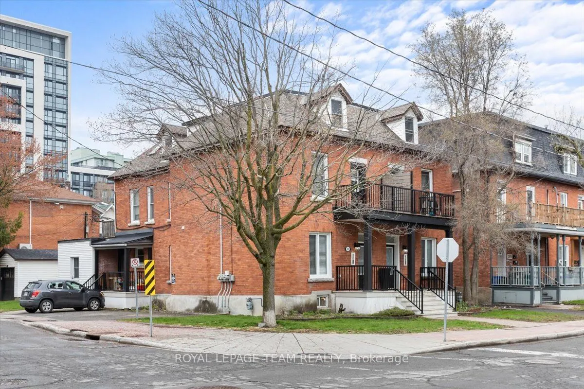 385 Daly Avenue