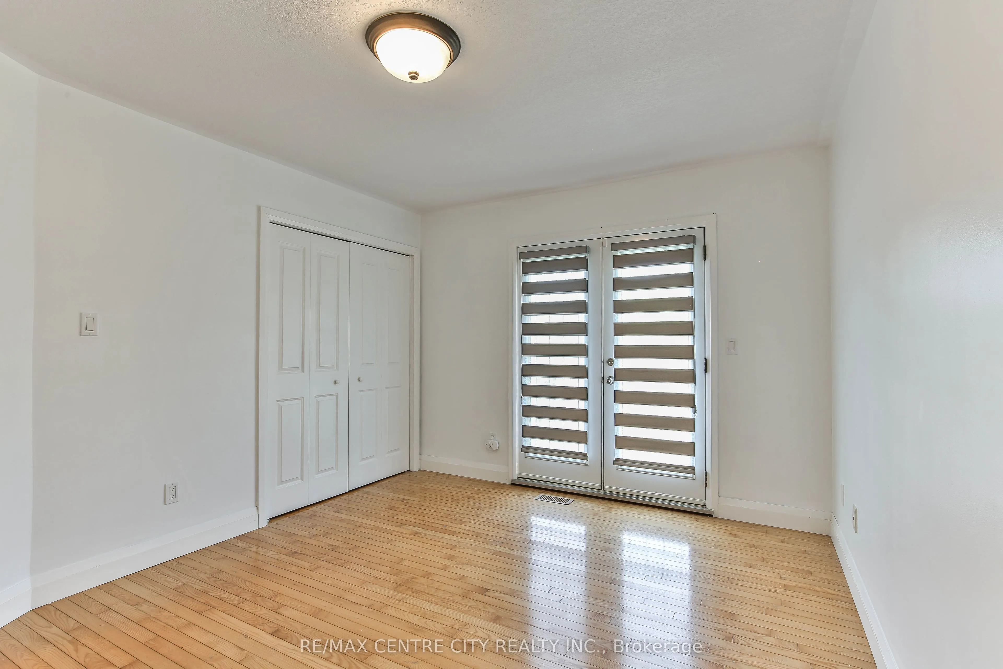 8 Kara Lane