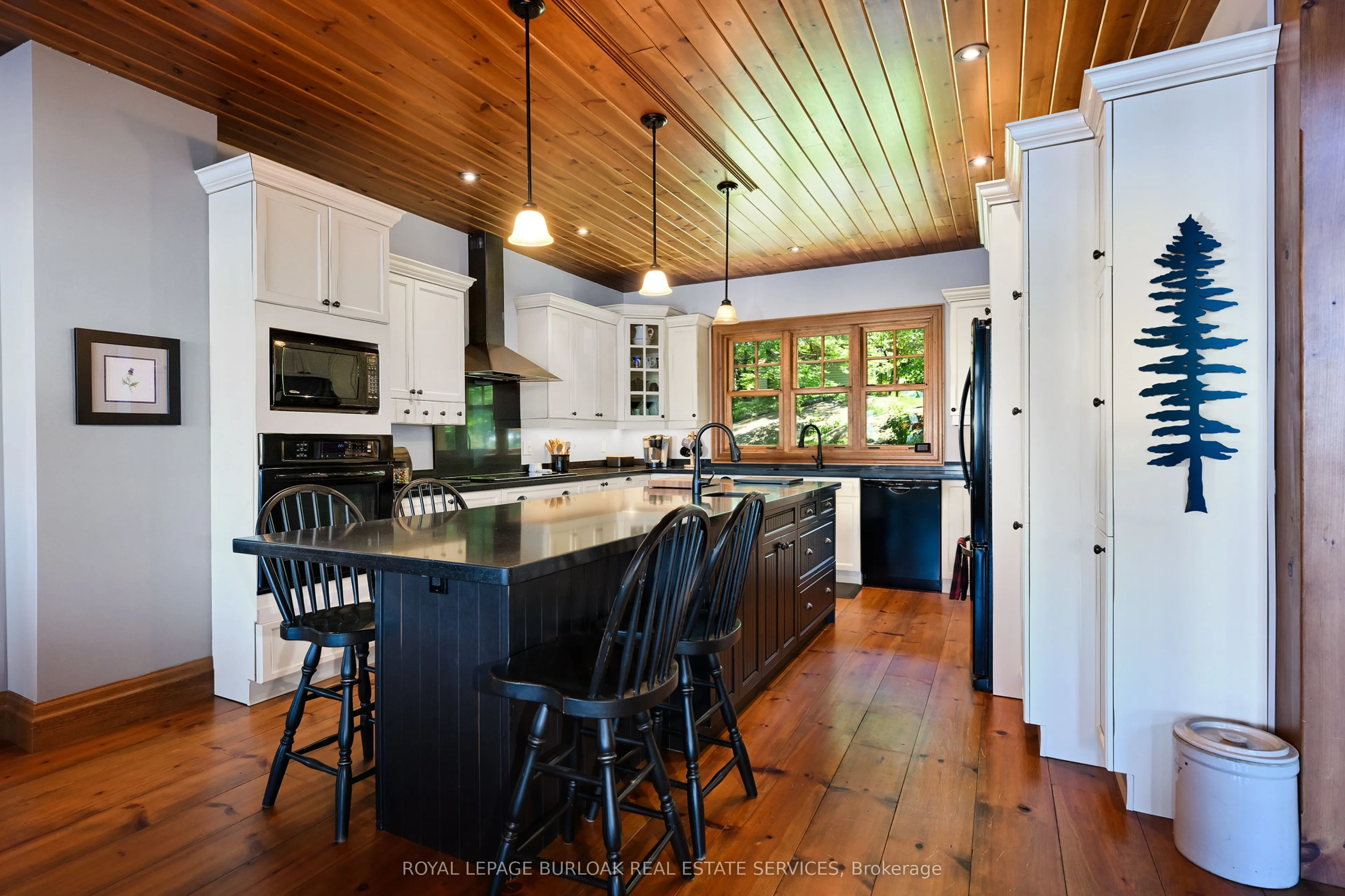 990 Haskett's Drive