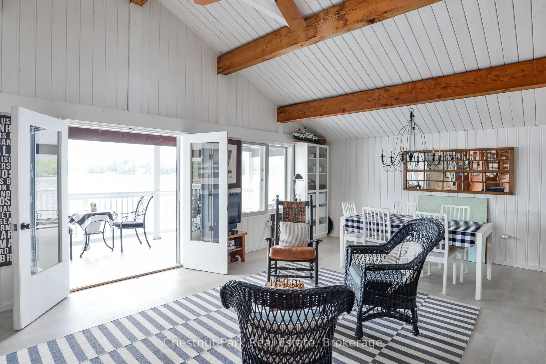 1375 Peninsula Road