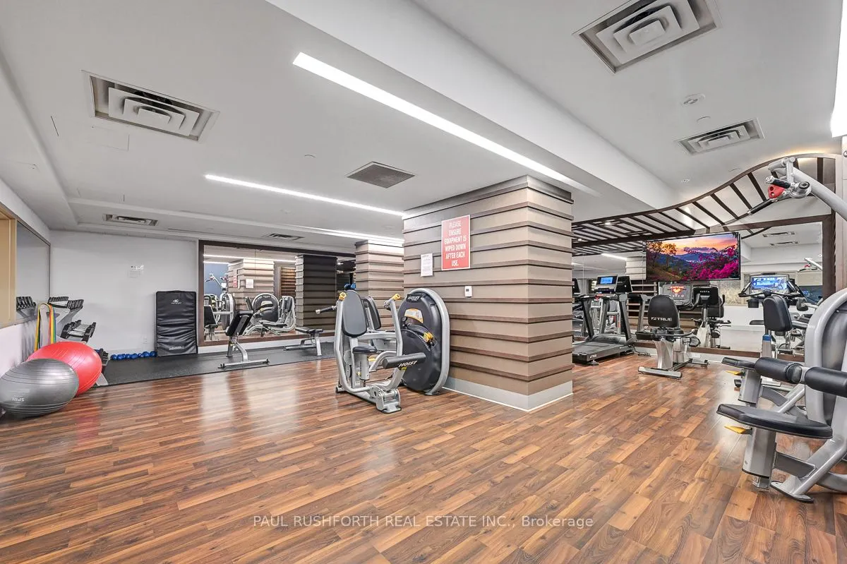 1035 Bank Street, #104