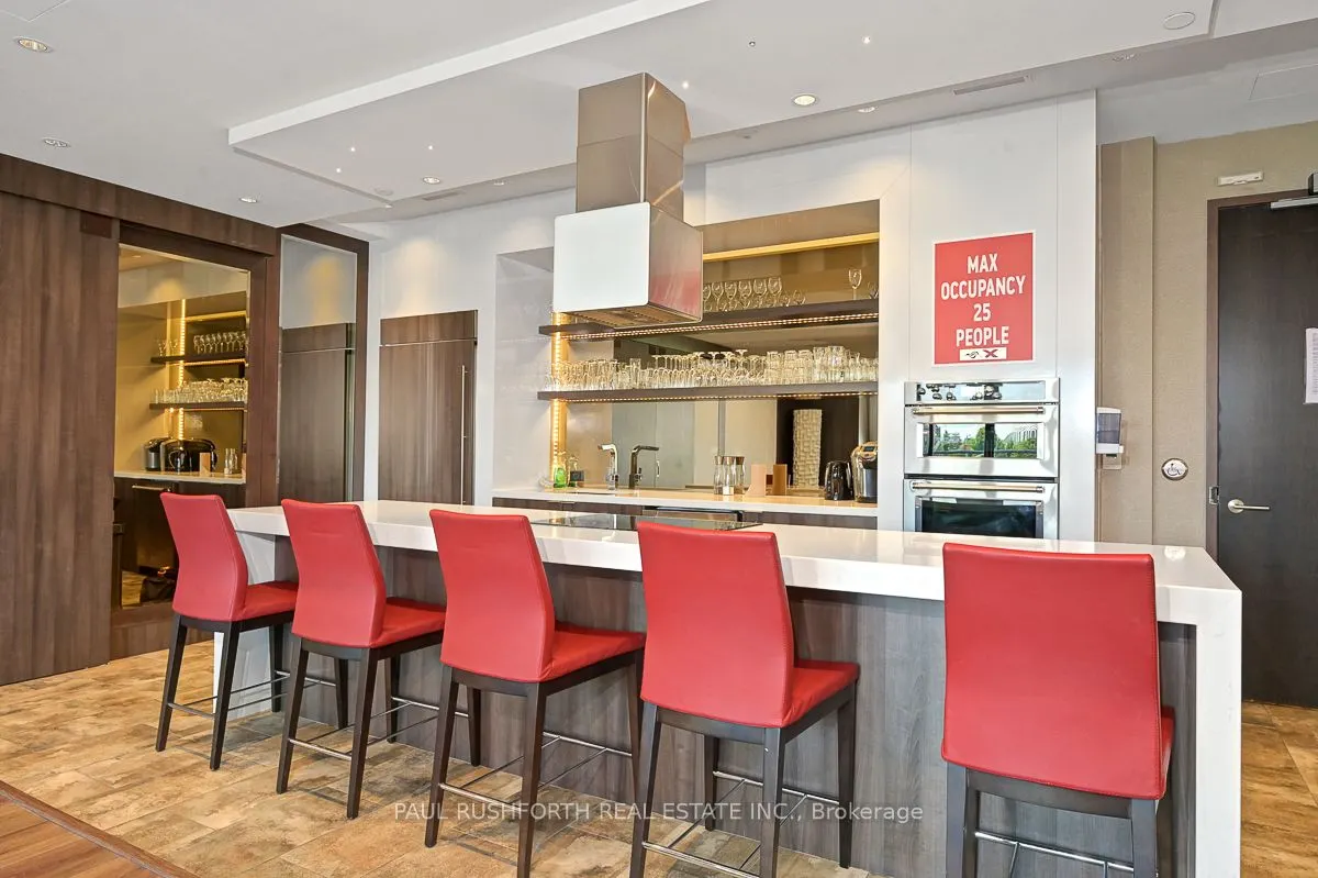 1035 Bank Street, #104