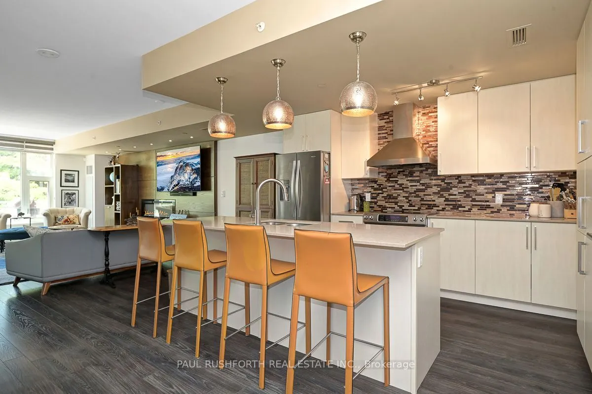 1035 Bank Street, #104